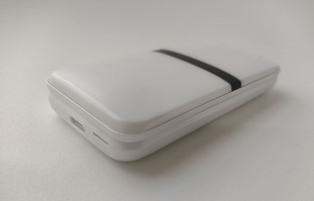 DINGOケータイ KY-42C 本体 白 ドコモ