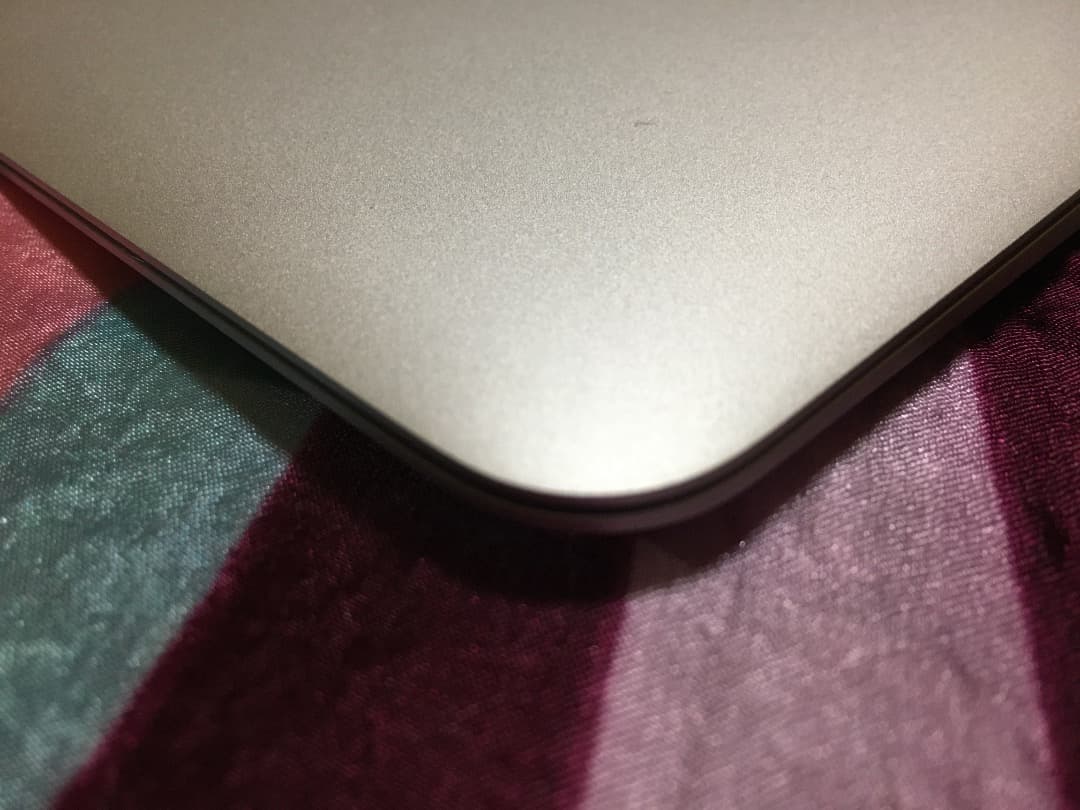 MacBook本体 Apple MacBook Air 2015 i5 250GB WIN11