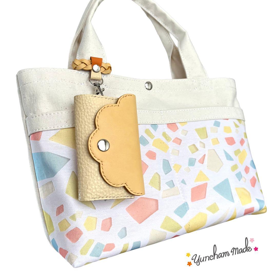 《頒布ハンドバッグ》　生成り　透け感　ステンドグラス風