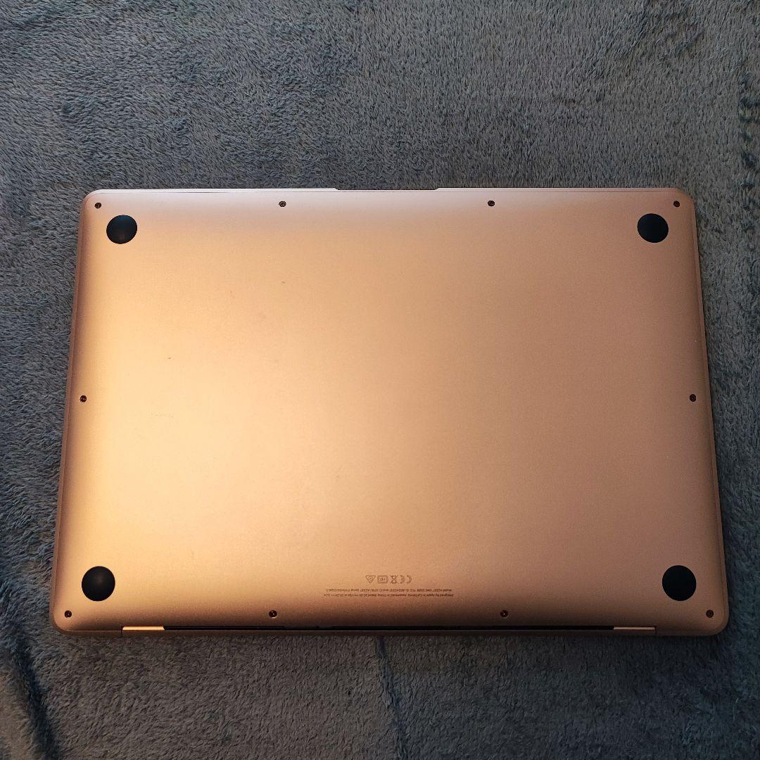 美品 MacBookAir M1 Gold 13‘ 本体 公式充電器付き