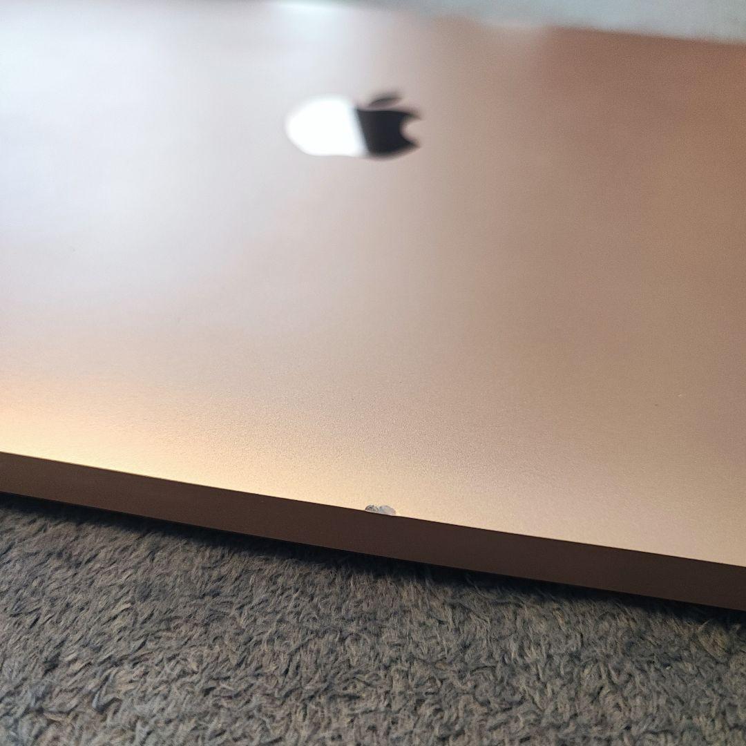 美品 MacBookAir M1 Gold 13‘ 本体 公式充電器付き