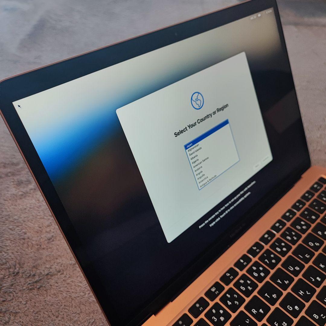 美品 MacBookAir M1 Gold 13‘ 本体 公式充電器付き