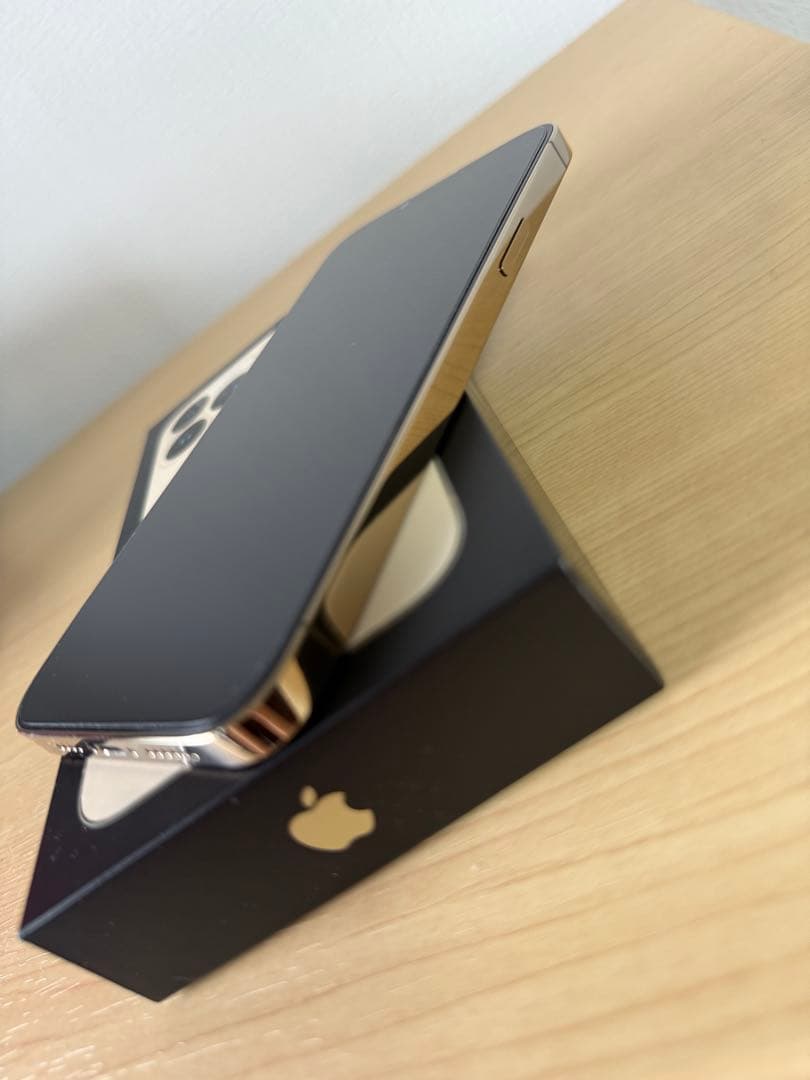iPhone 13 Pro Max 256GB ゴールド • SIM フリー