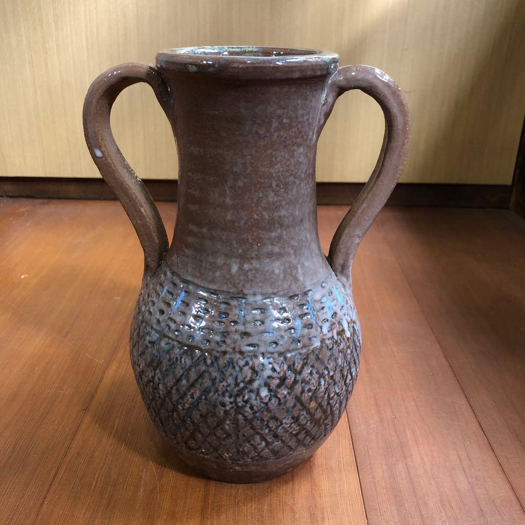 骨董品 青い光が美しい持ち手付き茶色陶器壺 茶道花道水壺 弥生式土器水瓶 作家物