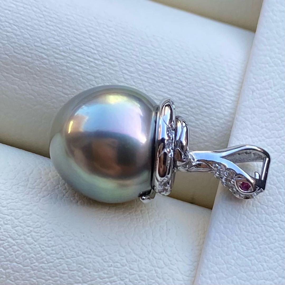 本真珠　南洋黒蝶真珠ネックレストップ　12.5*11.2mmグリーンPT1006