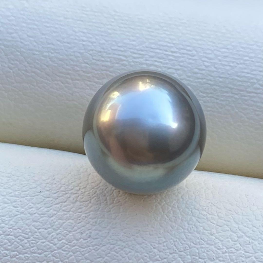 本真珠　南洋黒蝶真珠ネックレストップ　12.5*11.2mmグリーンPT1006