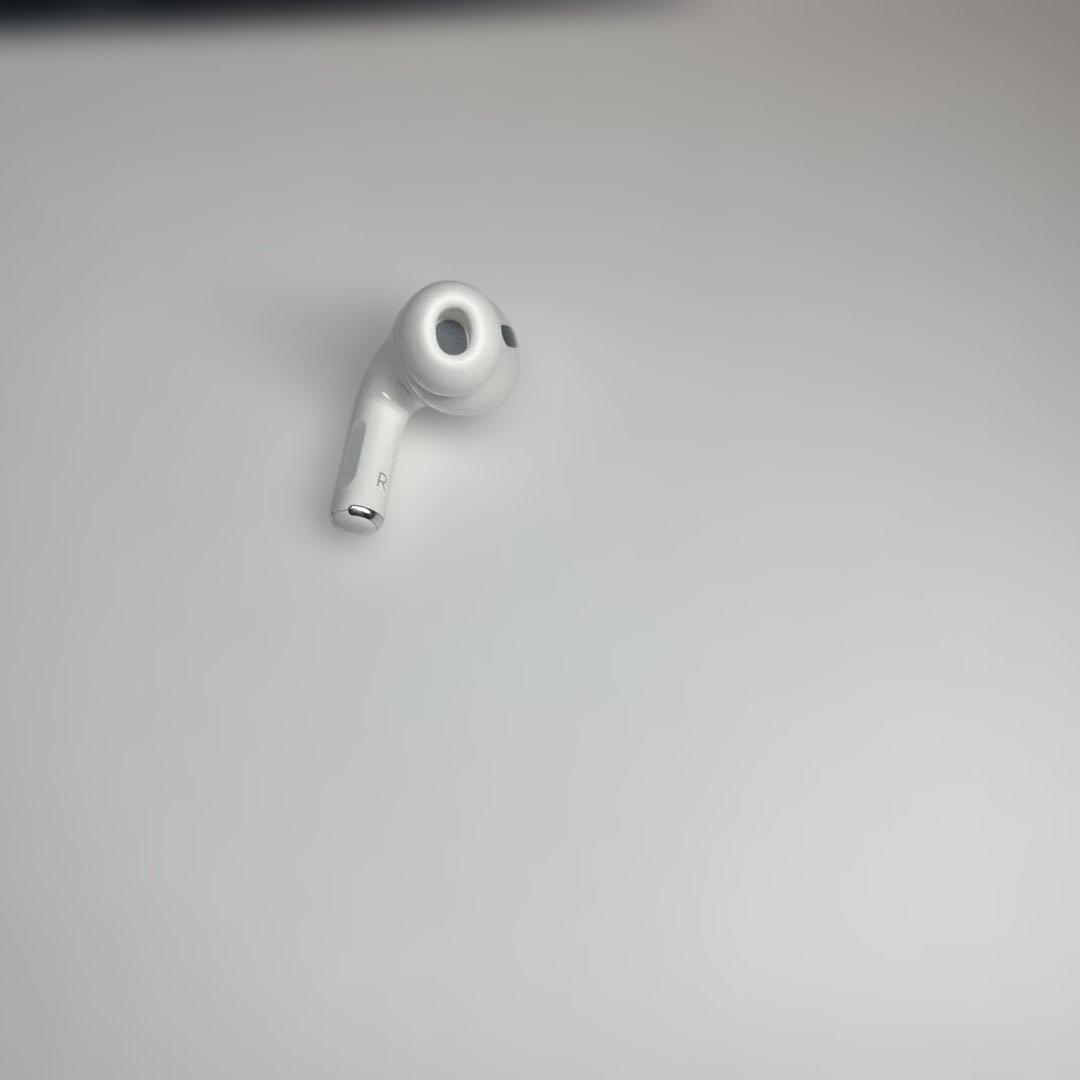 【中古品】AirPods Pro 第2世代 【A2698】右耳のみ