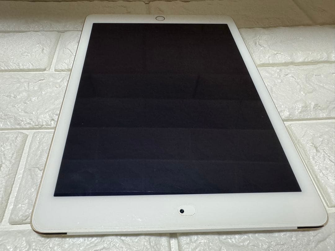 【画面美品】iPad Air 2 WiFi + cellularモデル 16GB