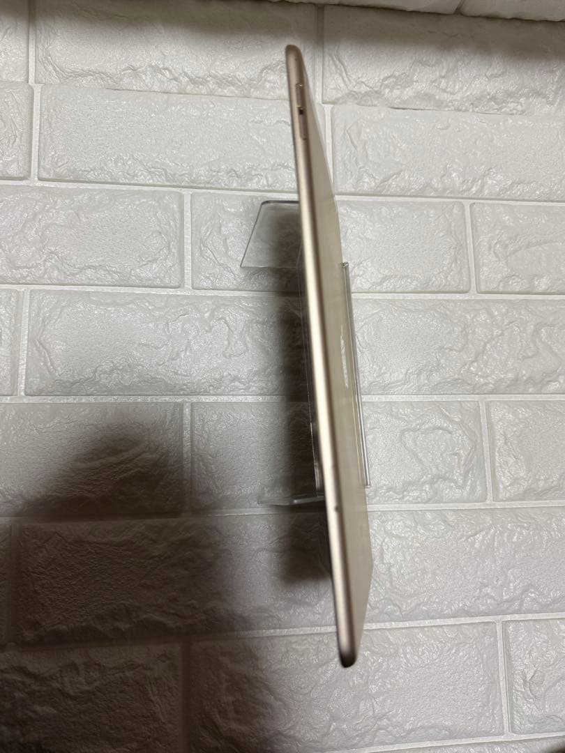 【画面美品】iPad Air 2 WiFi + cellularモデル 16GB
