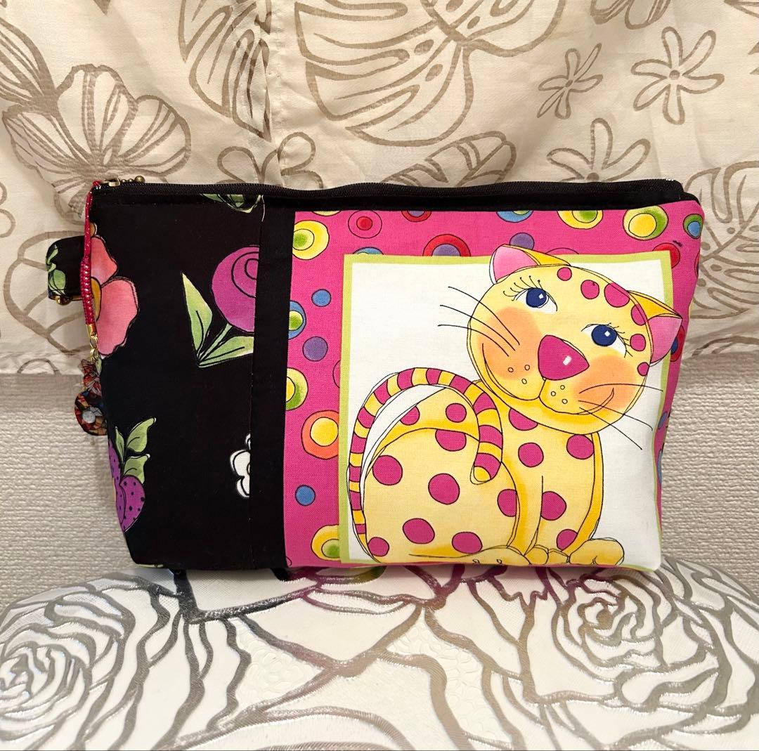 «802»大きめポーチ*ロラライハリスネコちゃん*笑顔Cats*ペンケース仕切り