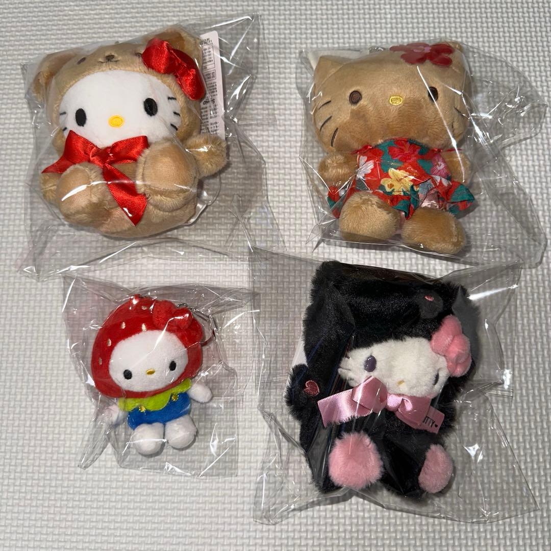 サンリオ　ハローキティ　マスコット　ポーチ