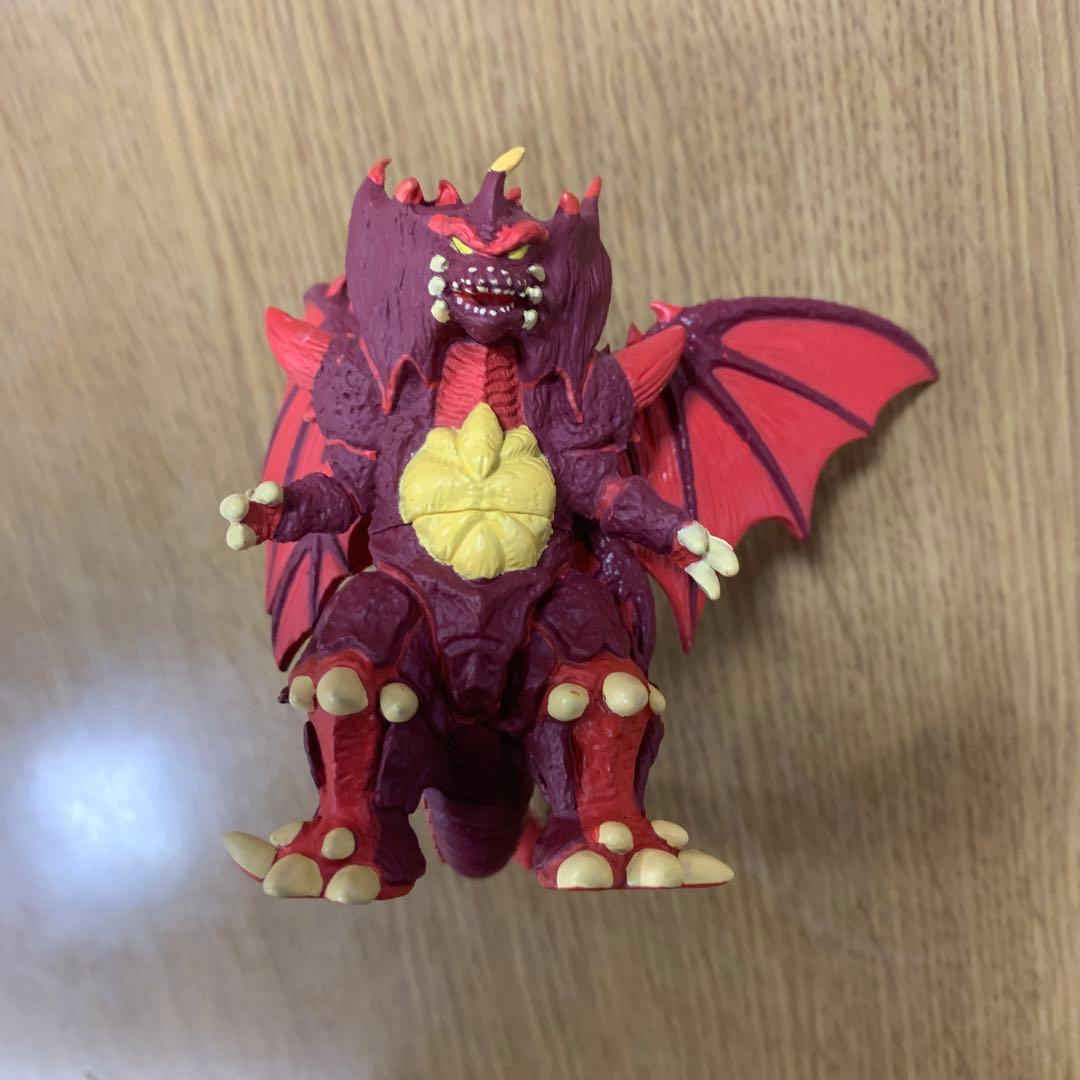 デストロイアソフビ3体