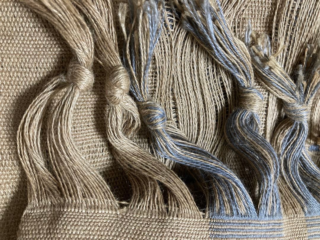 草木染め タペストリー 機織り ヤシャブシ 壁掛け フリンジ 掛物 麻 手染め