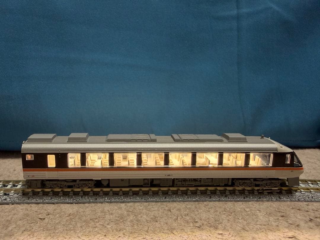 カトー 10-1404 キハ85系ワイドビューひだ・南紀 基本室内灯おまけ1両付