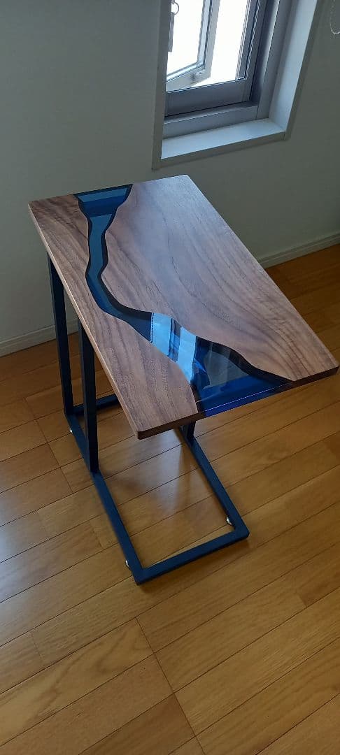 リバーテーブル　レジンテーブル　コーヒーテーブル　コの字　サイドテーブル