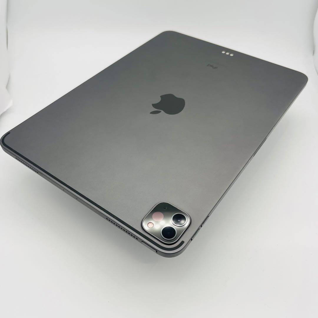 B iPad Pro 第2世代　11インチ　128 GB SIMフリー　本体