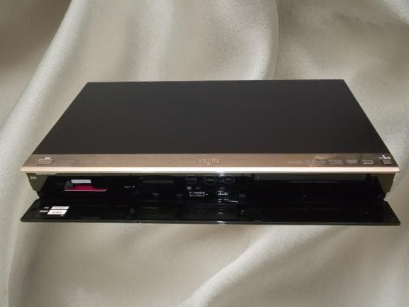 シャープブルーレイレコーダー【BD-W560】