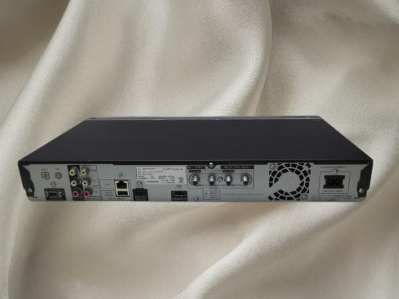 シャープブルーレイレコーダー【BD-W560】