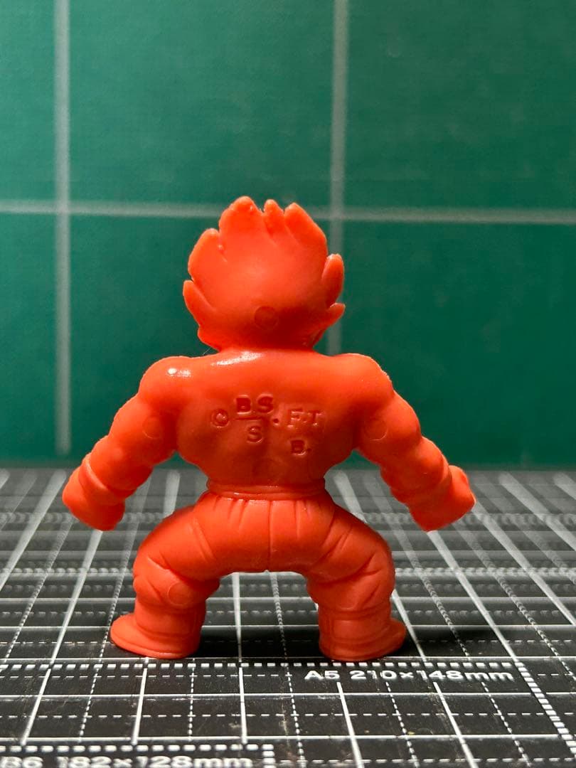 ドラゴンボール　ドラゴンボール消しゴム孫悟空(界王拳100倍)