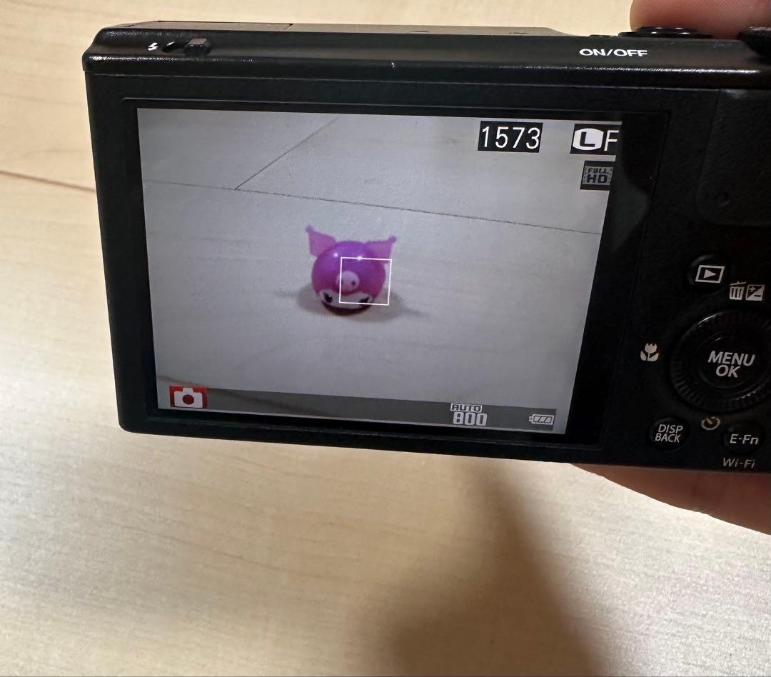 デジタルカメラ Fujifilm XQ1