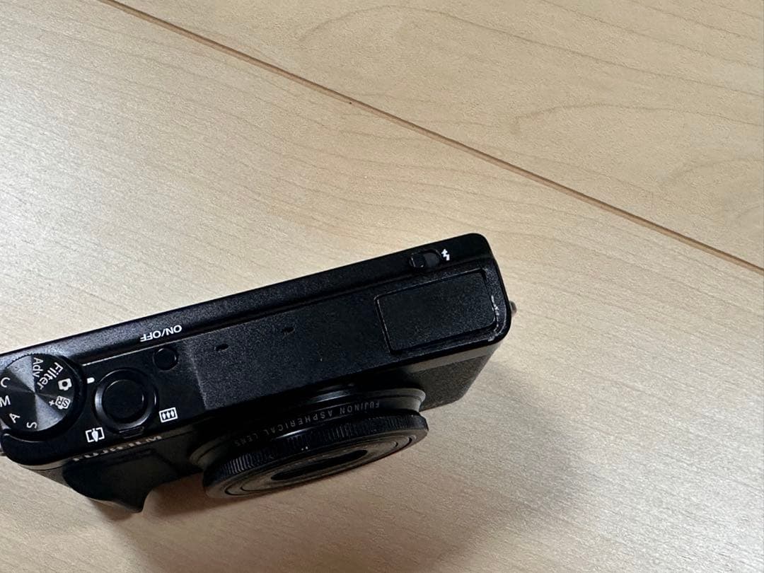 デジタルカメラ Fujifilm XQ1