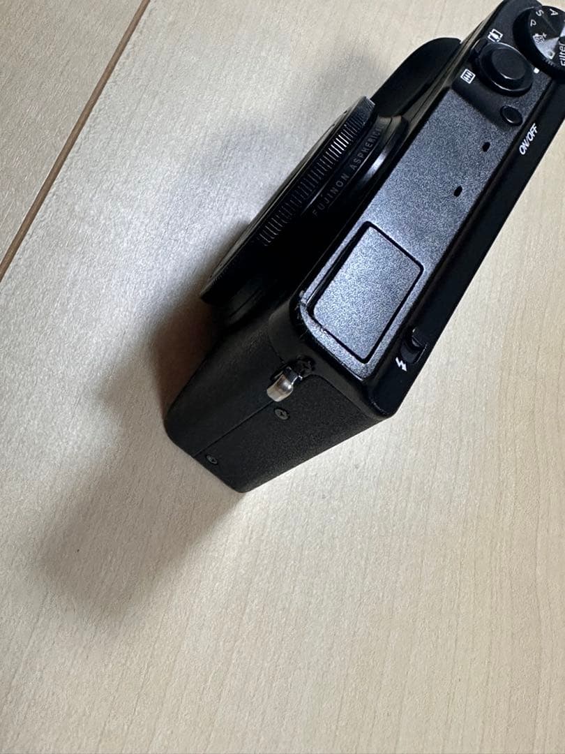 デジタルカメラ Fujifilm XQ1