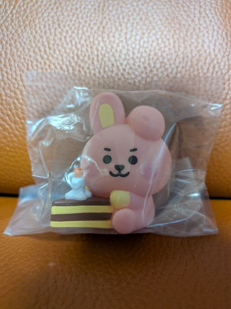 週末値下げ♡BTS♡GOLDEN展示会♡香水♡パフューム＋おまけ♡ジョングクJK