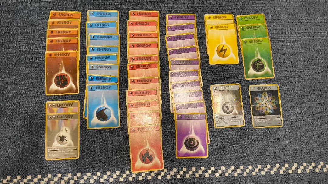 ポケモンカード 旧裏 約250枚まとめ売り キラ19枚あり 傷あり プレイ用