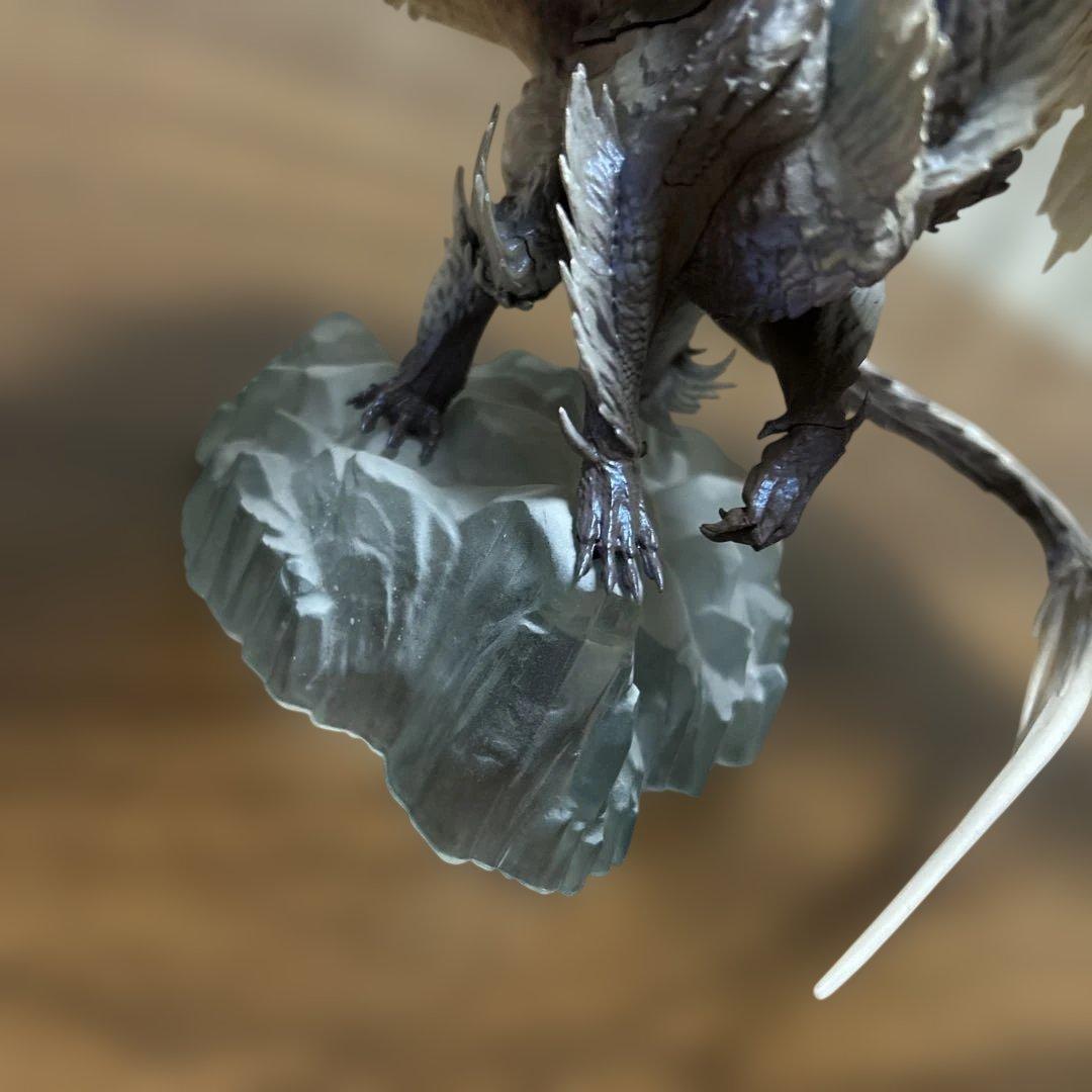 モンスターハンターワールドアイスボーン 一番くじイヴェルカーナ フィギュア