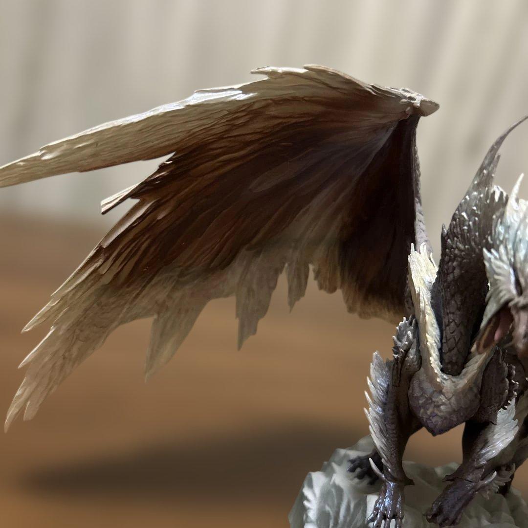 モンスターハンターワールドアイスボーン 一番くじイヴェルカーナ フィギュア