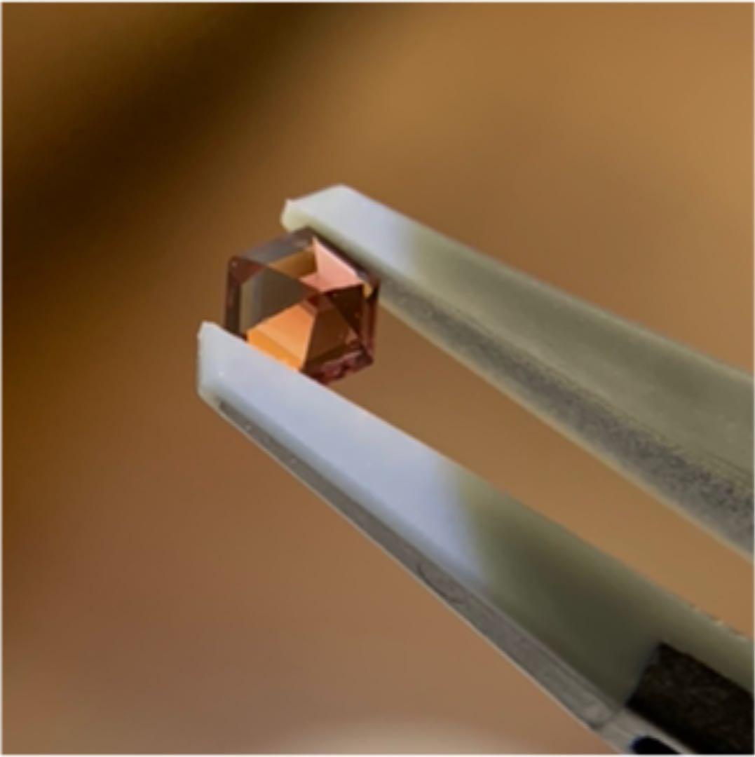 ヘキサゴン　レッド　スピネル　ペア　3mm ルース