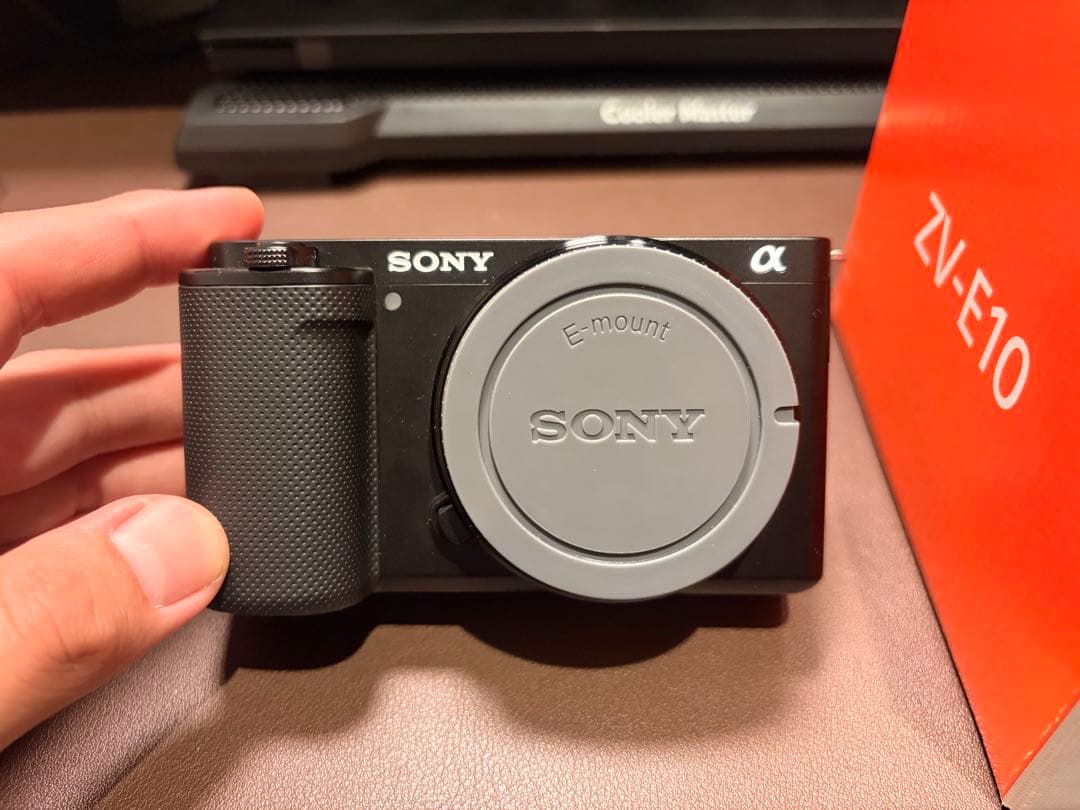 【ほぼ新品】週末限定価格　SONY ZV-E10 ボディ　ブラック