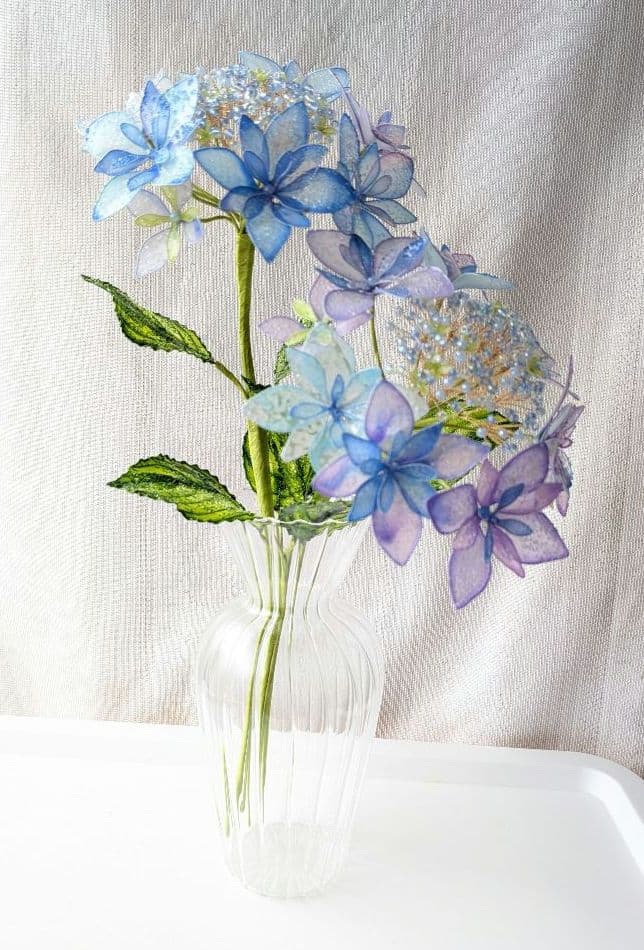 ガクアジサイ　　　　　アメリカンフラワー　（ディップフラワー）