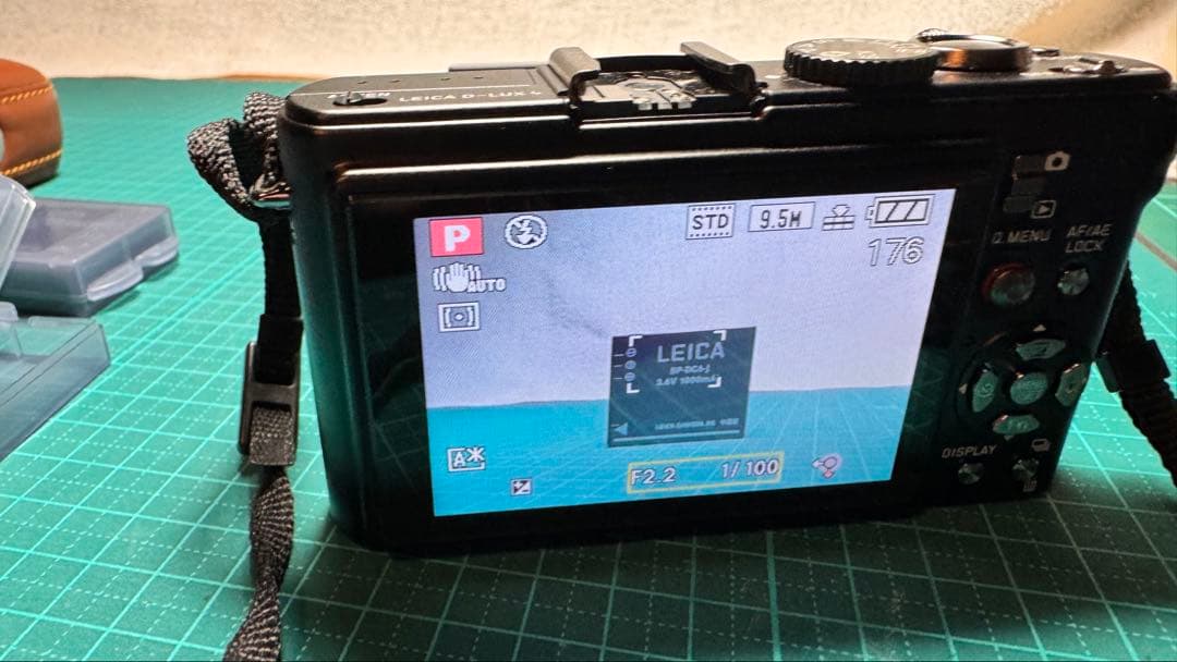 ライカ LEICA D-LUX4 デジタルカメラ レザーケース付