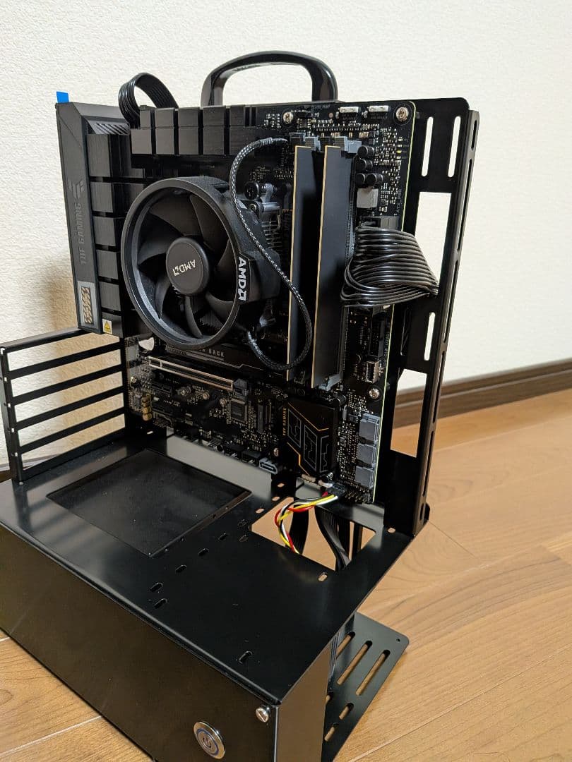 自作PC ryzen5 8600G RAM32GB SSD1TB