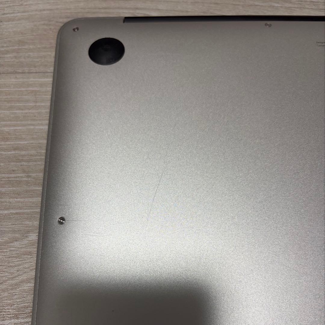 Apple MacBook Air (Mid 2017) 本体 専用箱付属品有り