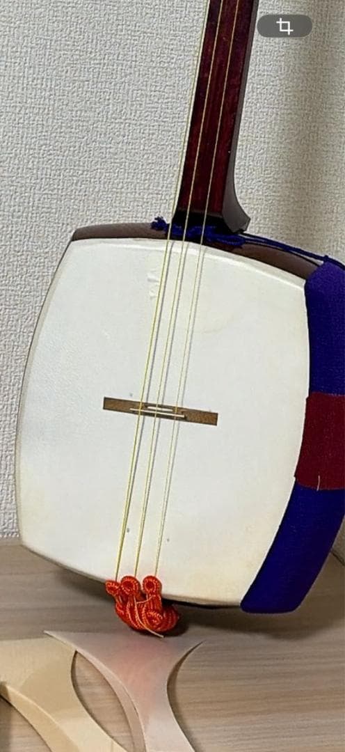 【美品】民謡三味線 中棹 棹幅約28mm 花梨 皮破れなし フルセット