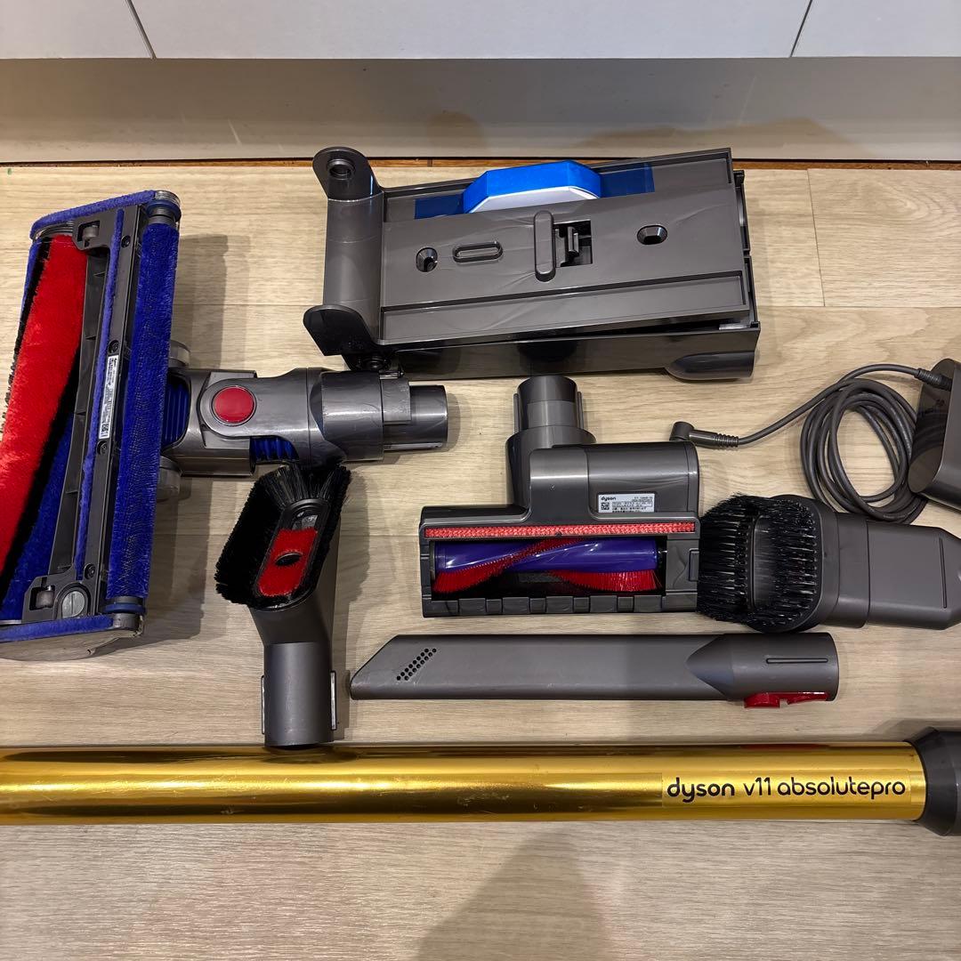 【分解清掃済動作品】ダイソン　SV14 V11 コードレスクリーナーセット　美品
