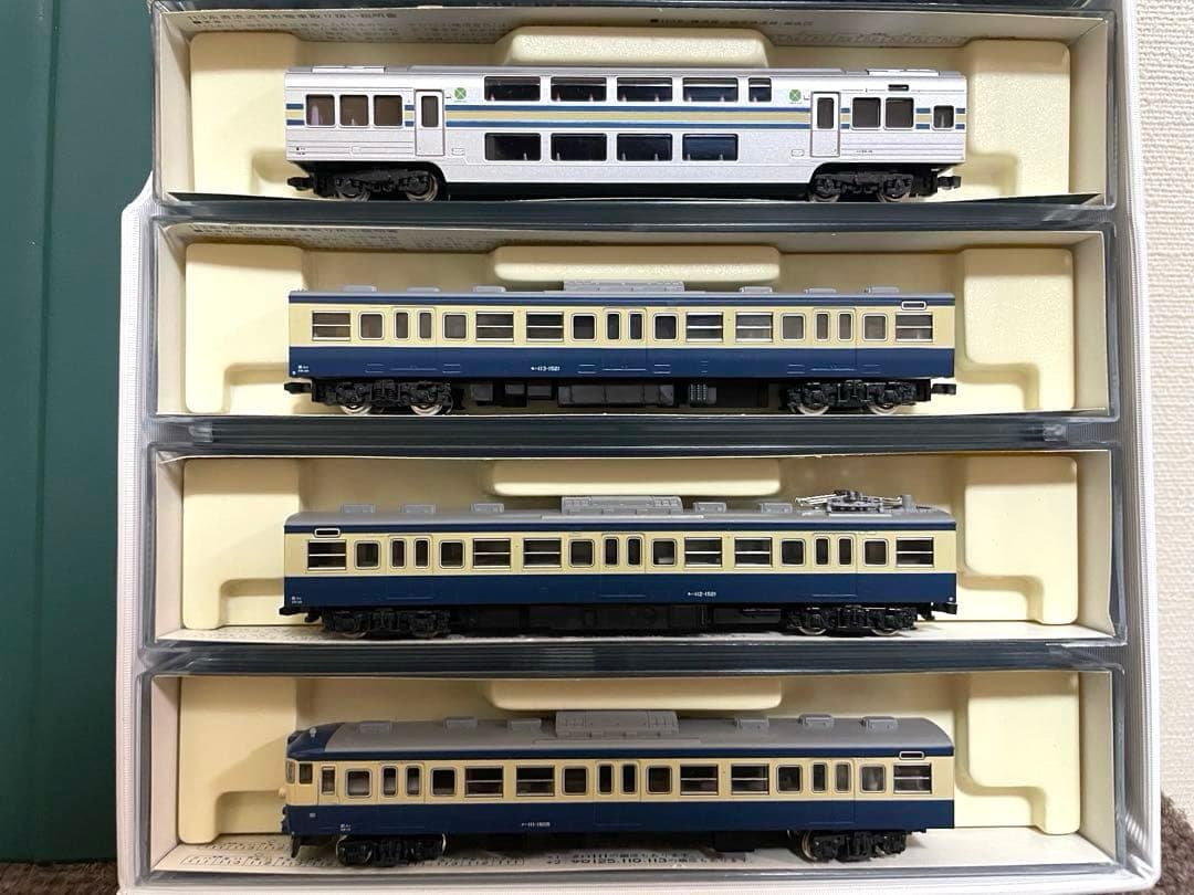 113系横須賀線色　KATO。