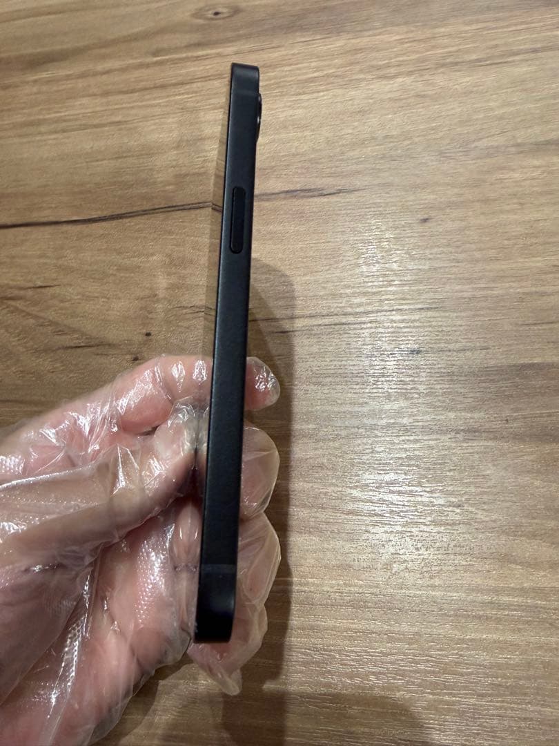 Apple iPhone16e128GBブラック