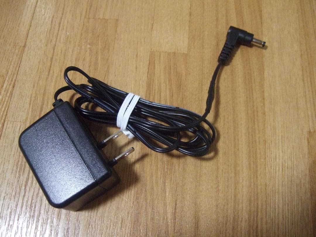 CASIO LK-128 電子ピアノ・キーボード ルーチェ 光ナビ 送料込み