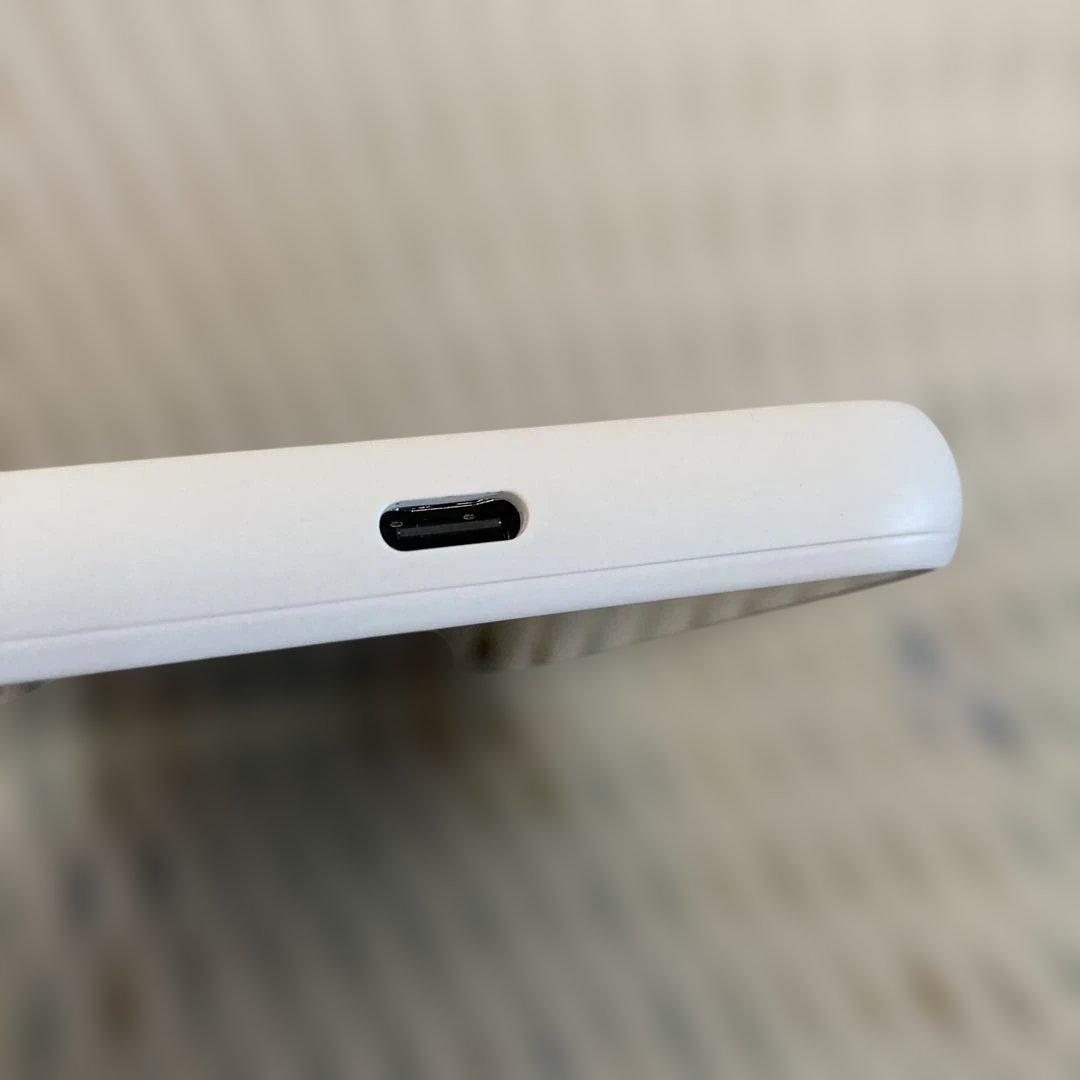 美品　Galaxy 5G Mobile Ｗi-Fi ホワイト