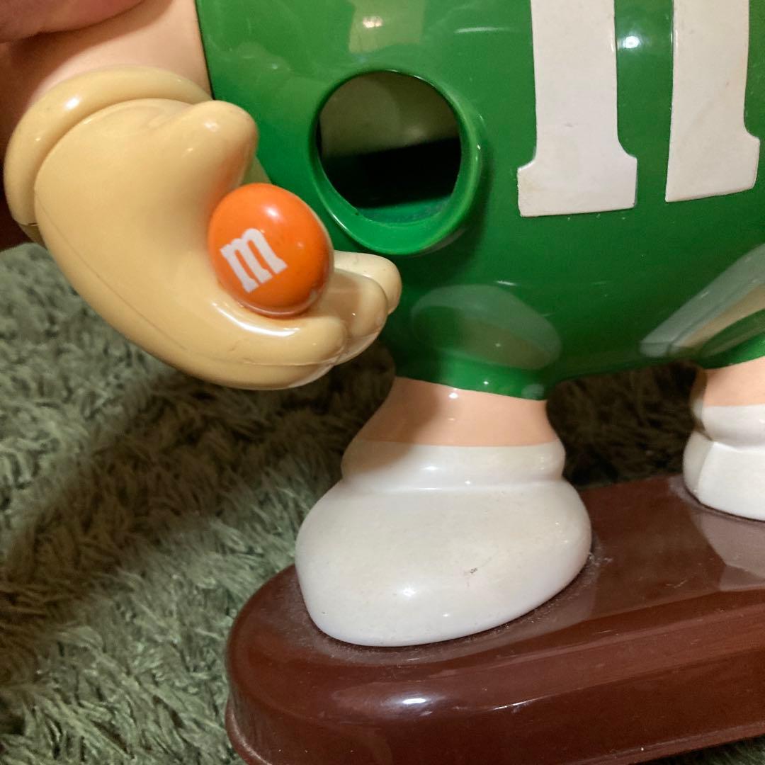 M&M's グリーンキャラクター お菓子入れ