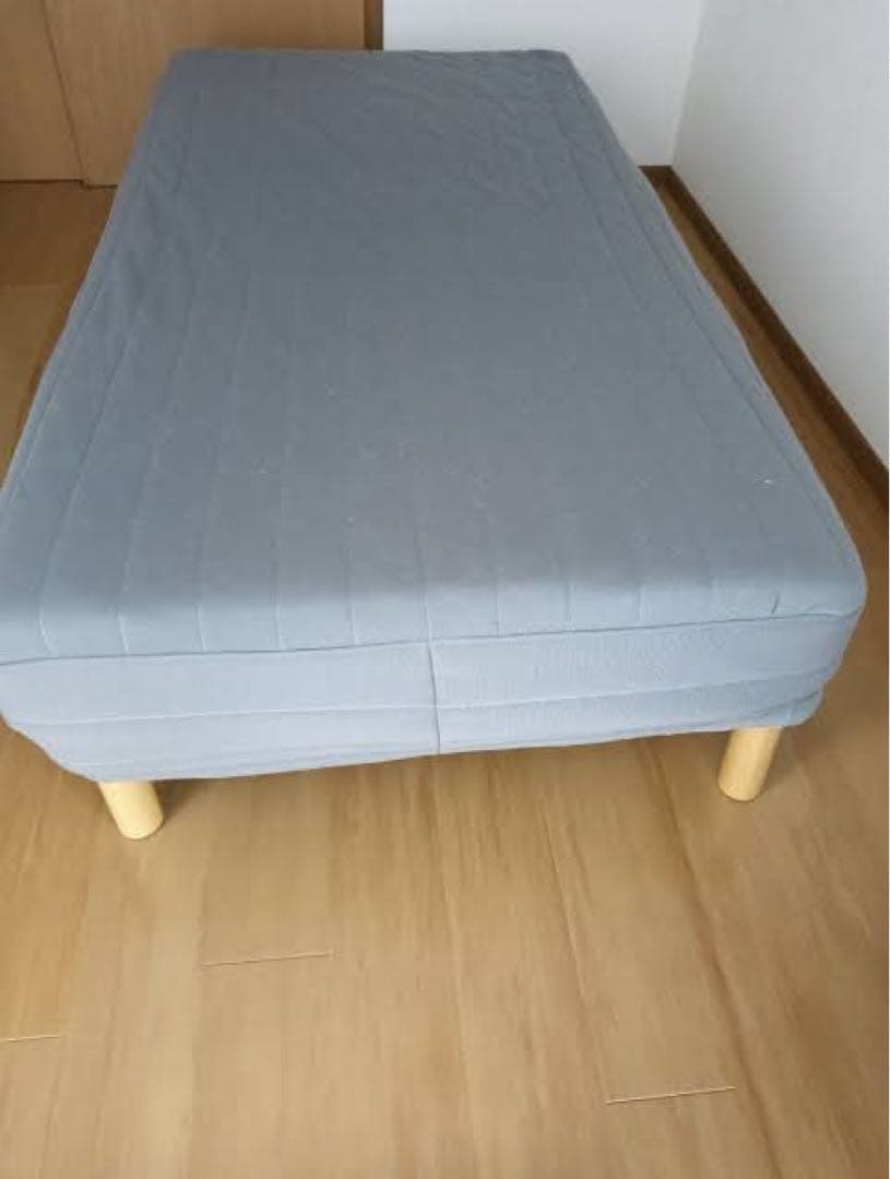【ニトリ】グレー 脚付きマットレス セミダブル