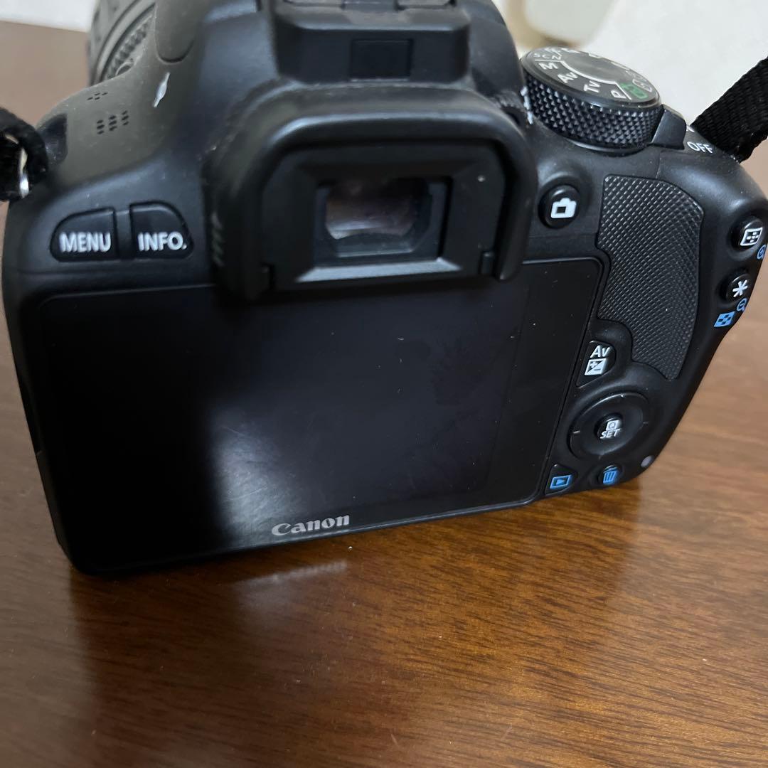 【値下げ交渉受け付け中】Canon EOS Kiss X7 一眼レフカメラ