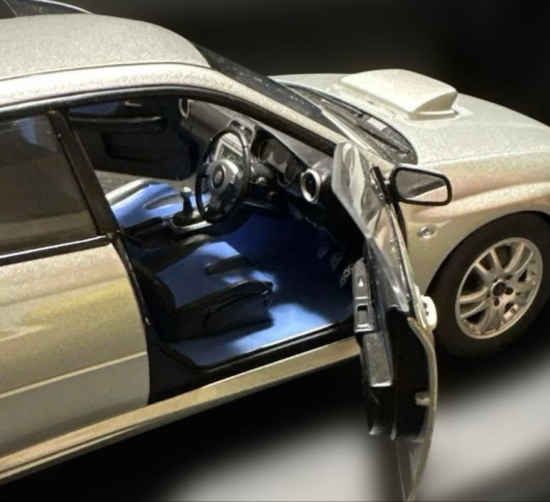 スバル インプレッサWRC STi 1/18 solido