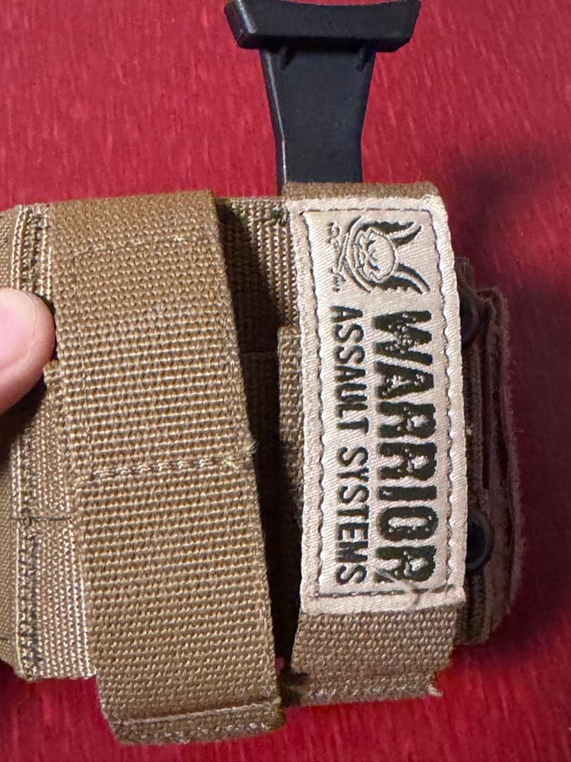 WARRIOR ASSAULT SYSTEMS ホルスター 右 タン