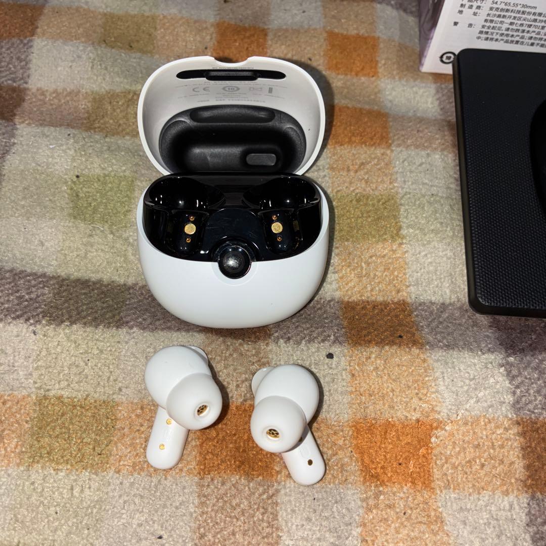 Soundcore ワイヤレスイヤフォン VR P10