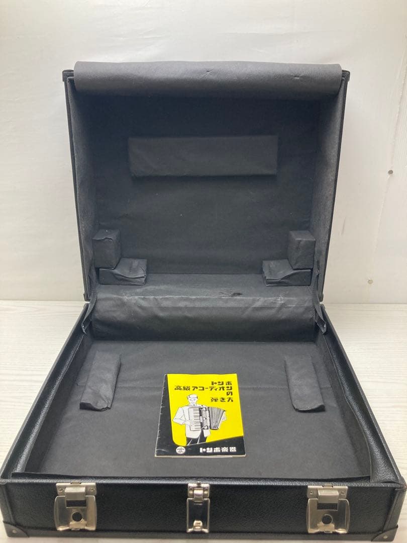 TOMBO アコーディオン　J-80 34鍵　80ベース　ハードケース付き