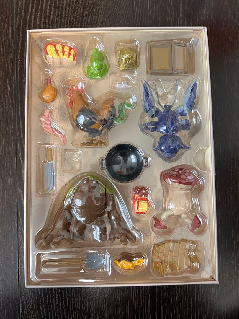 ダンジョン飯　解体パズル　魔物コレクション　フルコース